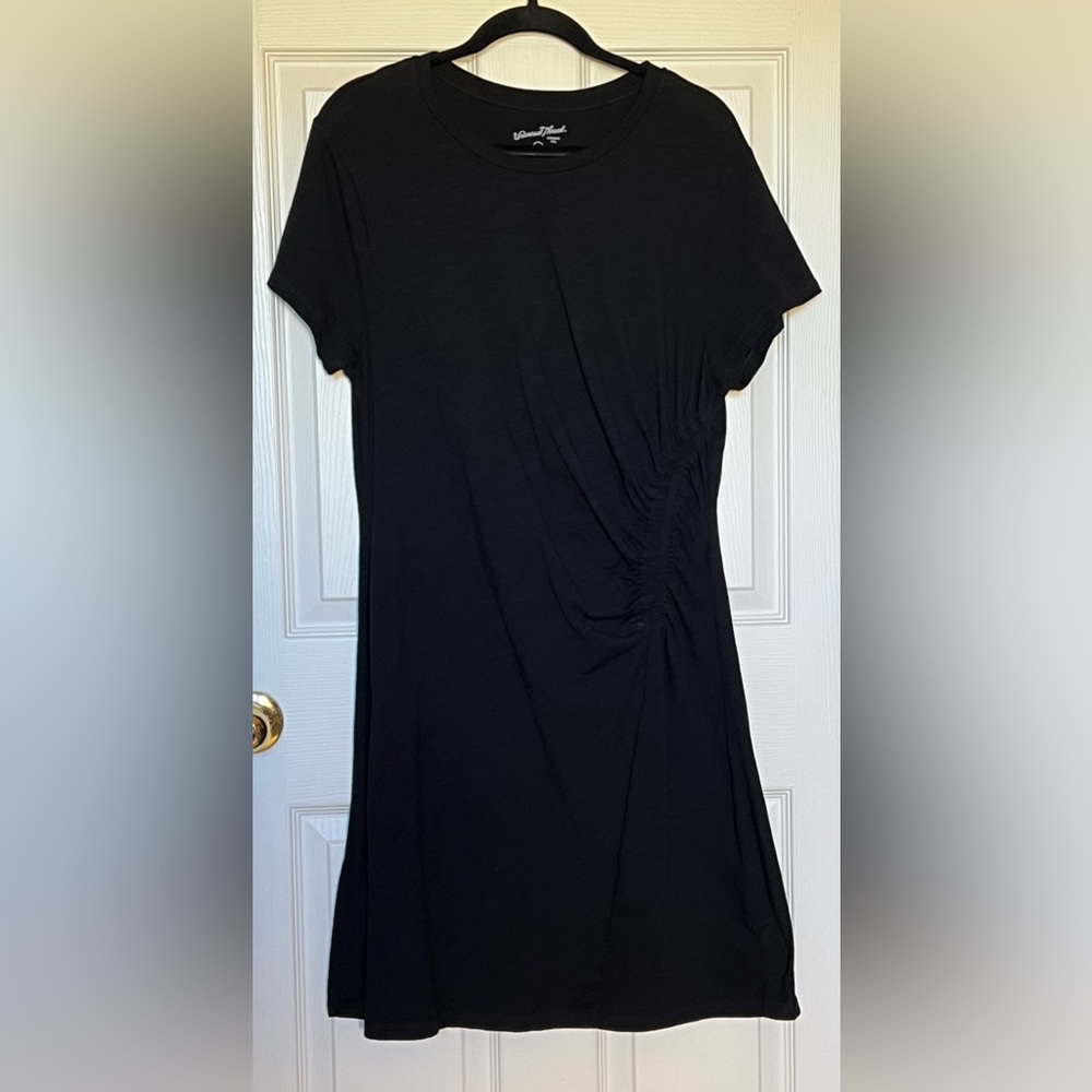 Universal Thread Black T-Shirt Dress Short Sleeved Ruched Side Women’s Sz XL EUC